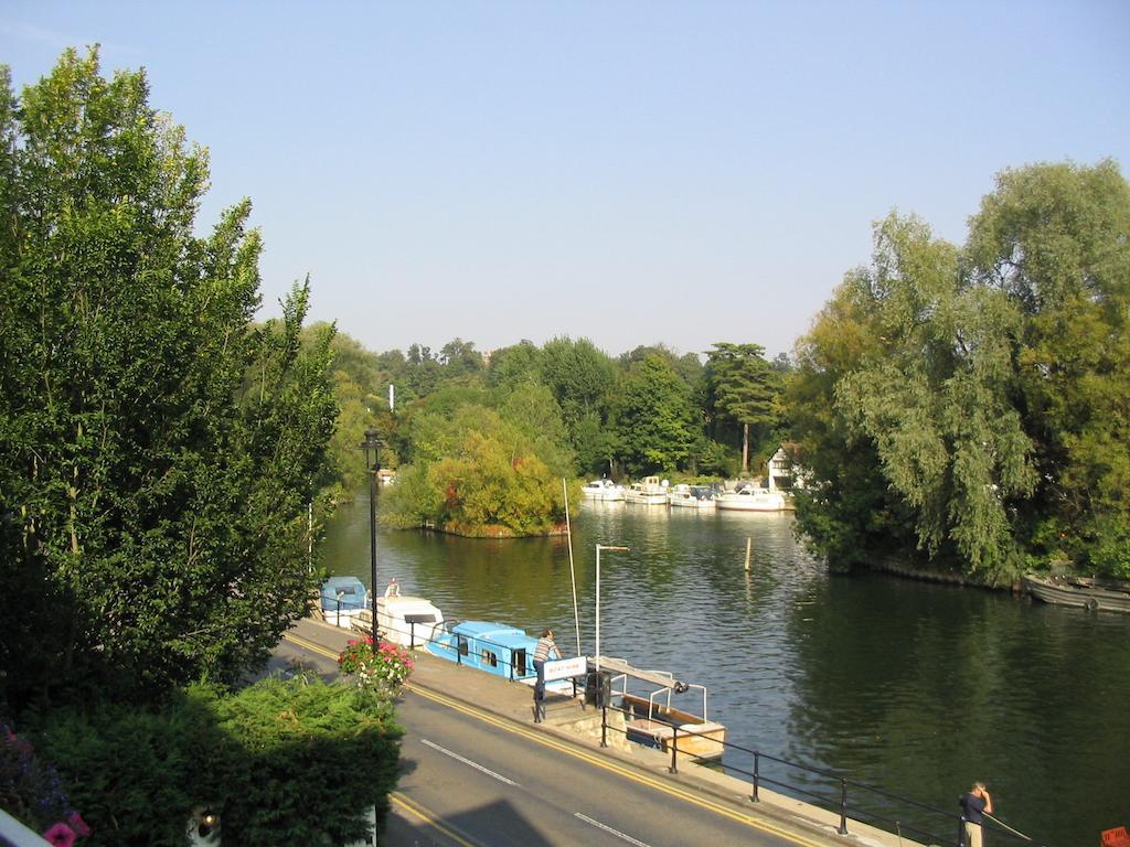 Uno Hotel Thames Мейденгед Екстер'єр фото